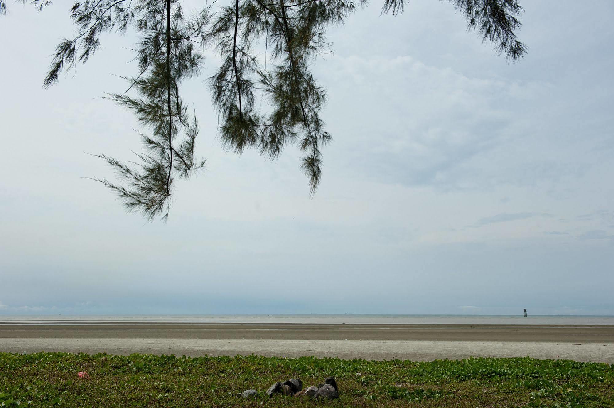 塞里巴于度假村酒店 Sungai Pelek 外观 照片